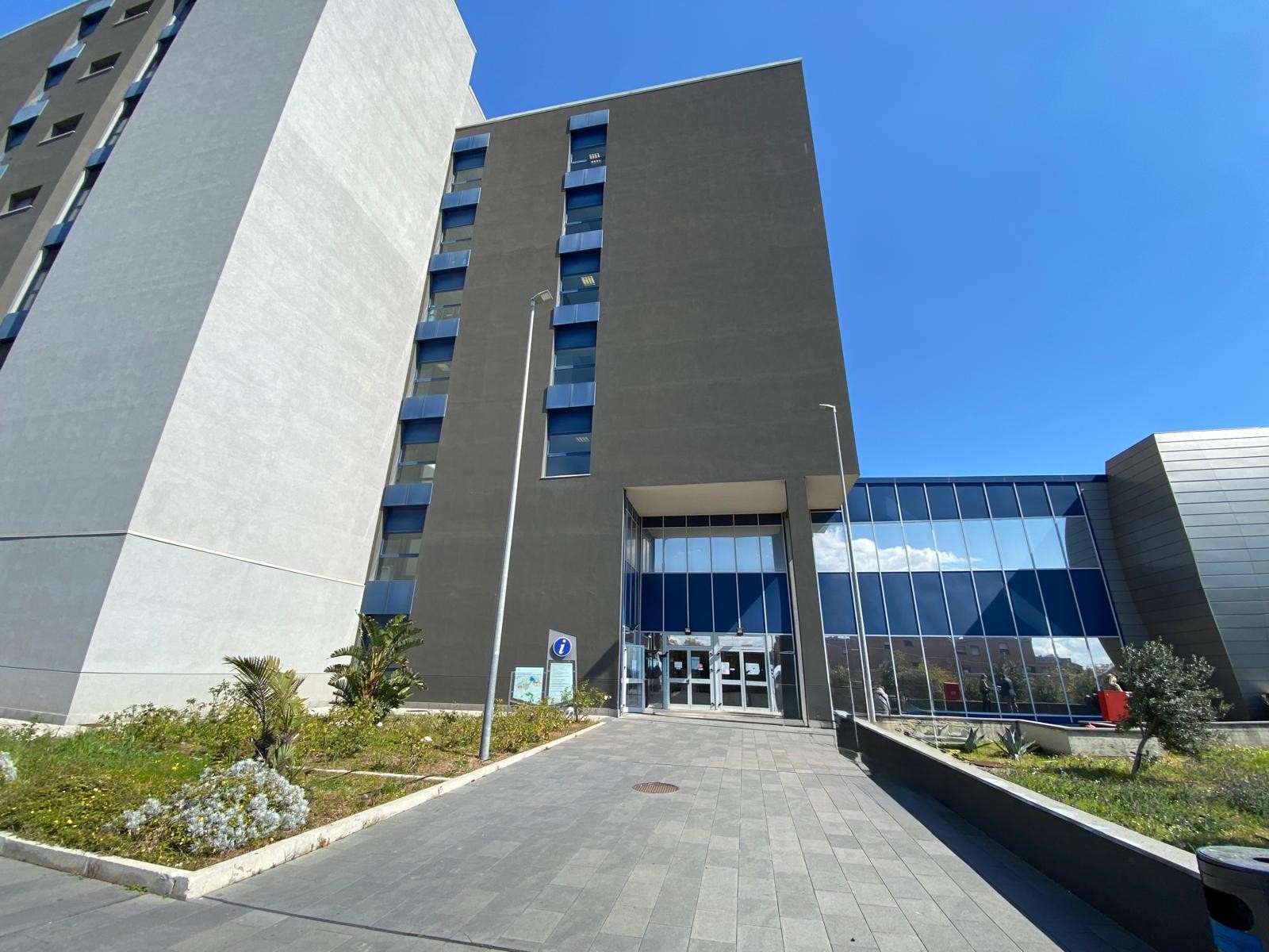 EDIFICIO 8.jpg
